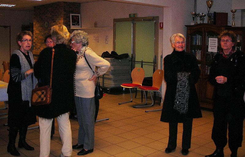 2011-01-21 05 On attend la galette.JPG